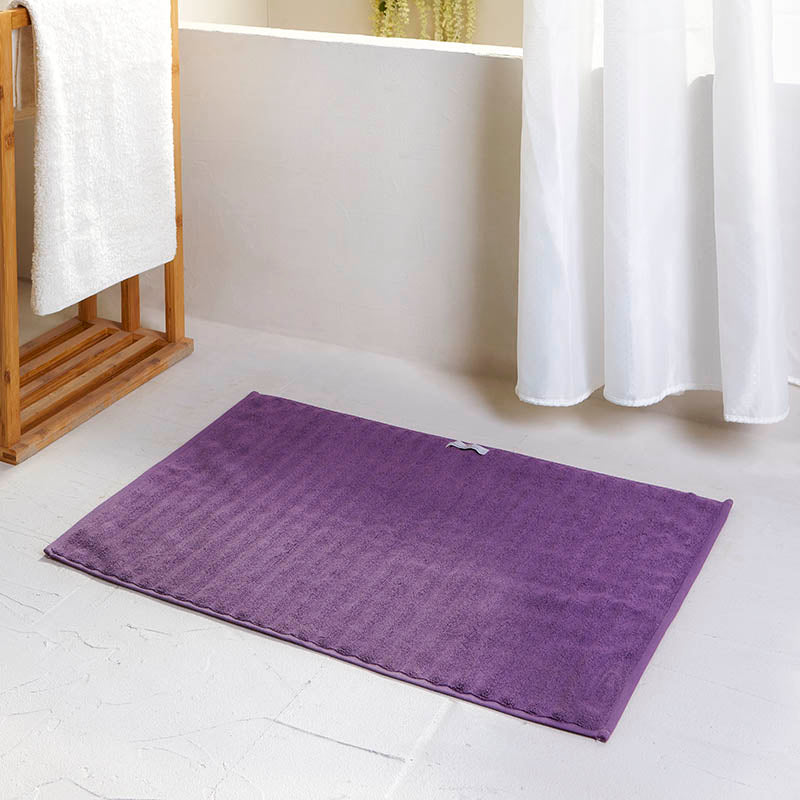 purple bath mat Fieldcrest Ultra Soft