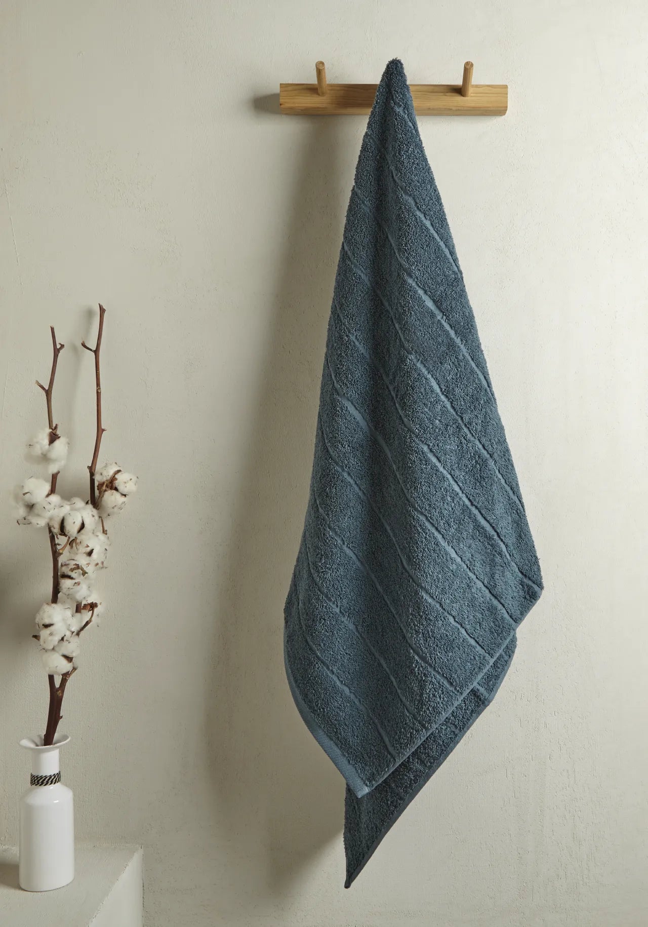 dark petrol Cannon Cotton Fresh bath towel