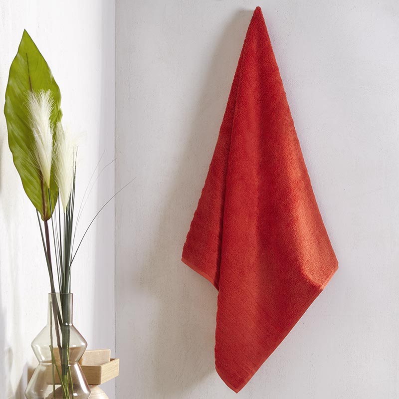 Fieldcrest bath towel 76x147 red