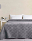 Piraiki Patraiki Chenille Bed Cover