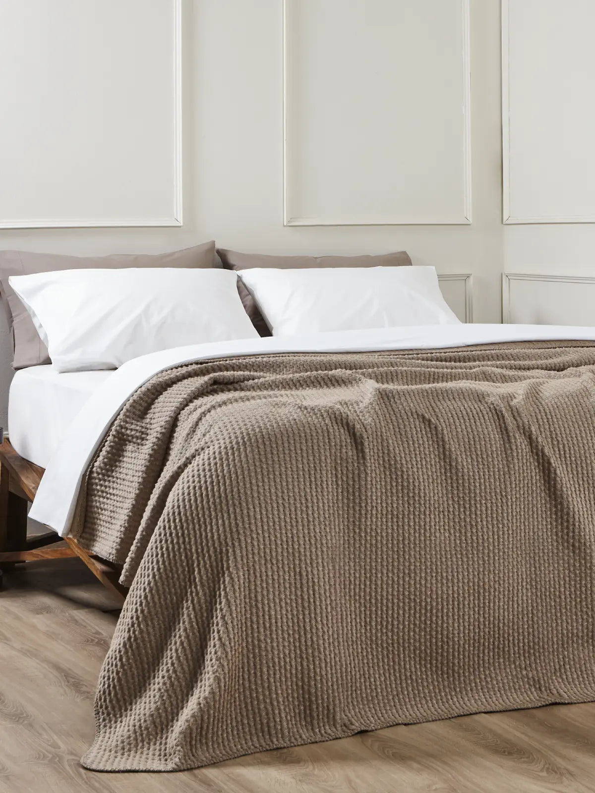 coperta charisma taupe