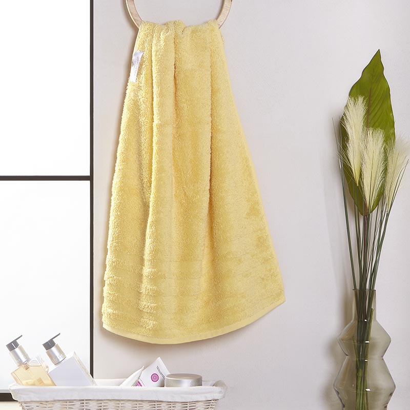 Fieldcrest hand towel 50x100 yellow